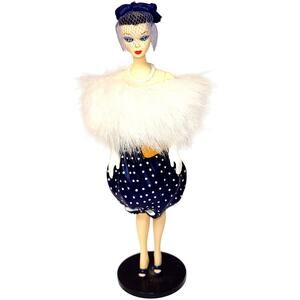 Vintage 1999 Lovesome "1959 Gay Parisienne Barbie" Ornament